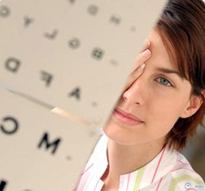 На ранних стадиях определить гиперметропию невозможно, потому что не происходит даже начальной потери зрения