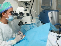 Как проводится операция на глаза