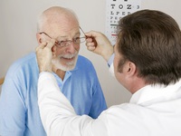 Особенности лечения пресбиопии глаз