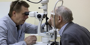 Специалисты офтальмологи - врачи клиники